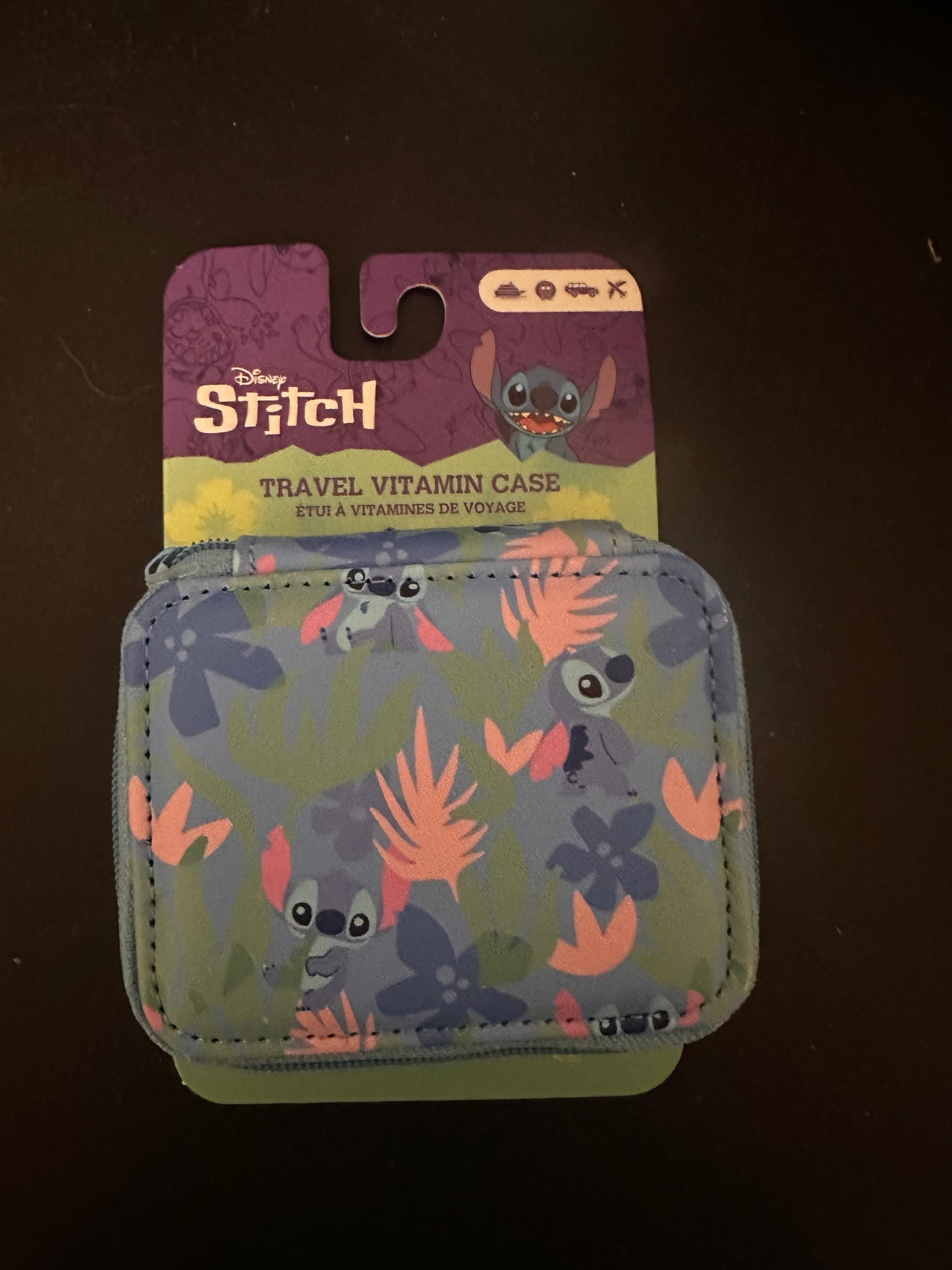 Stitch Travel Vitamin Case - Mossing zipper pull
