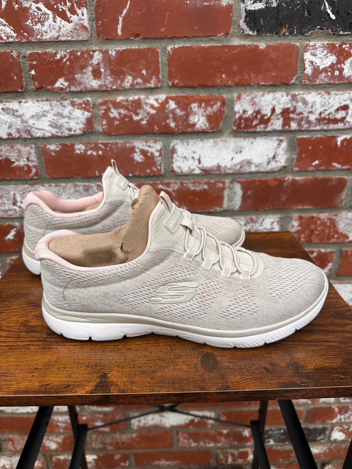 Sketchers Size 10 Women’s Shoes