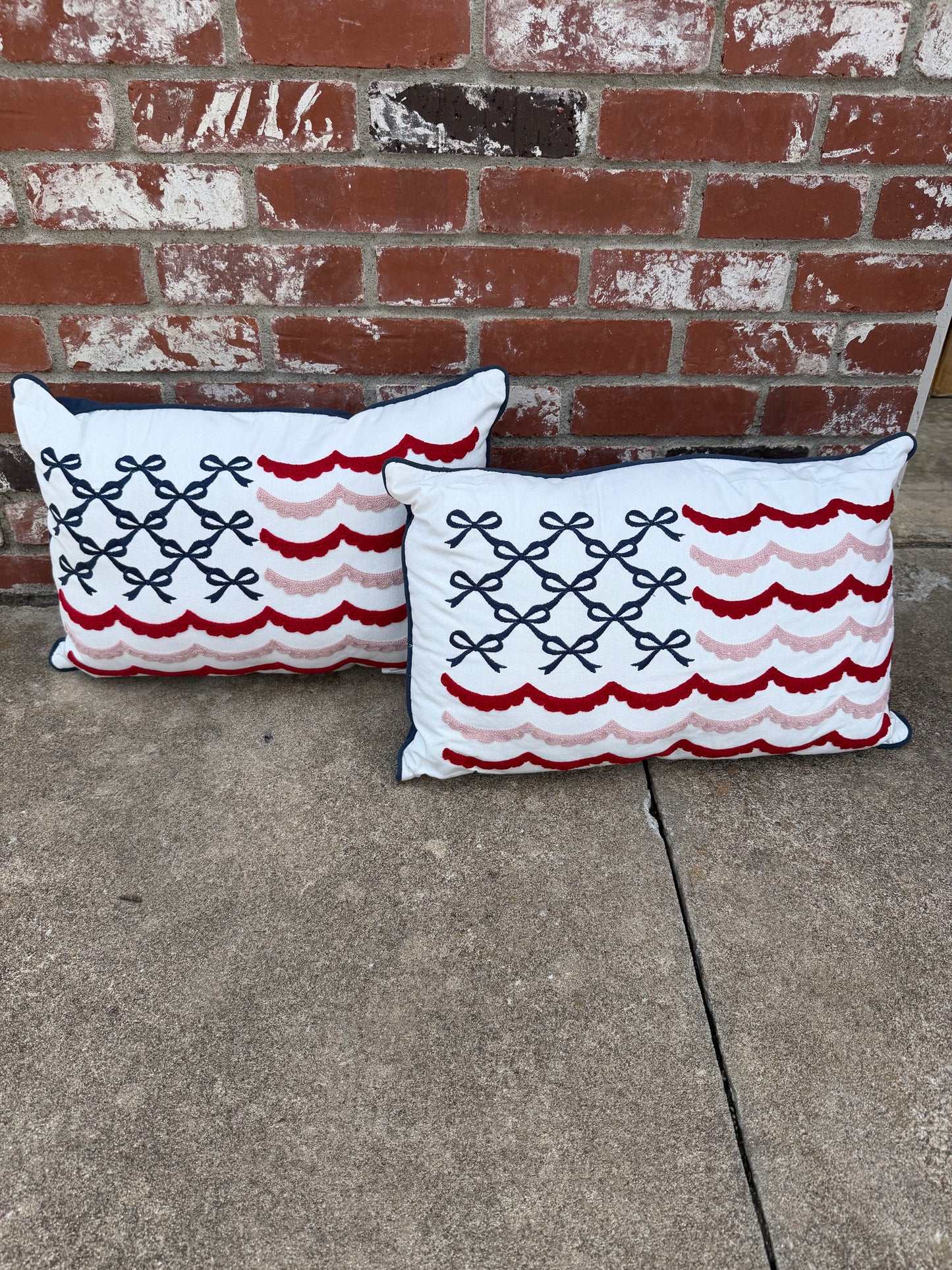 Set of 2 Patriotic Pillows