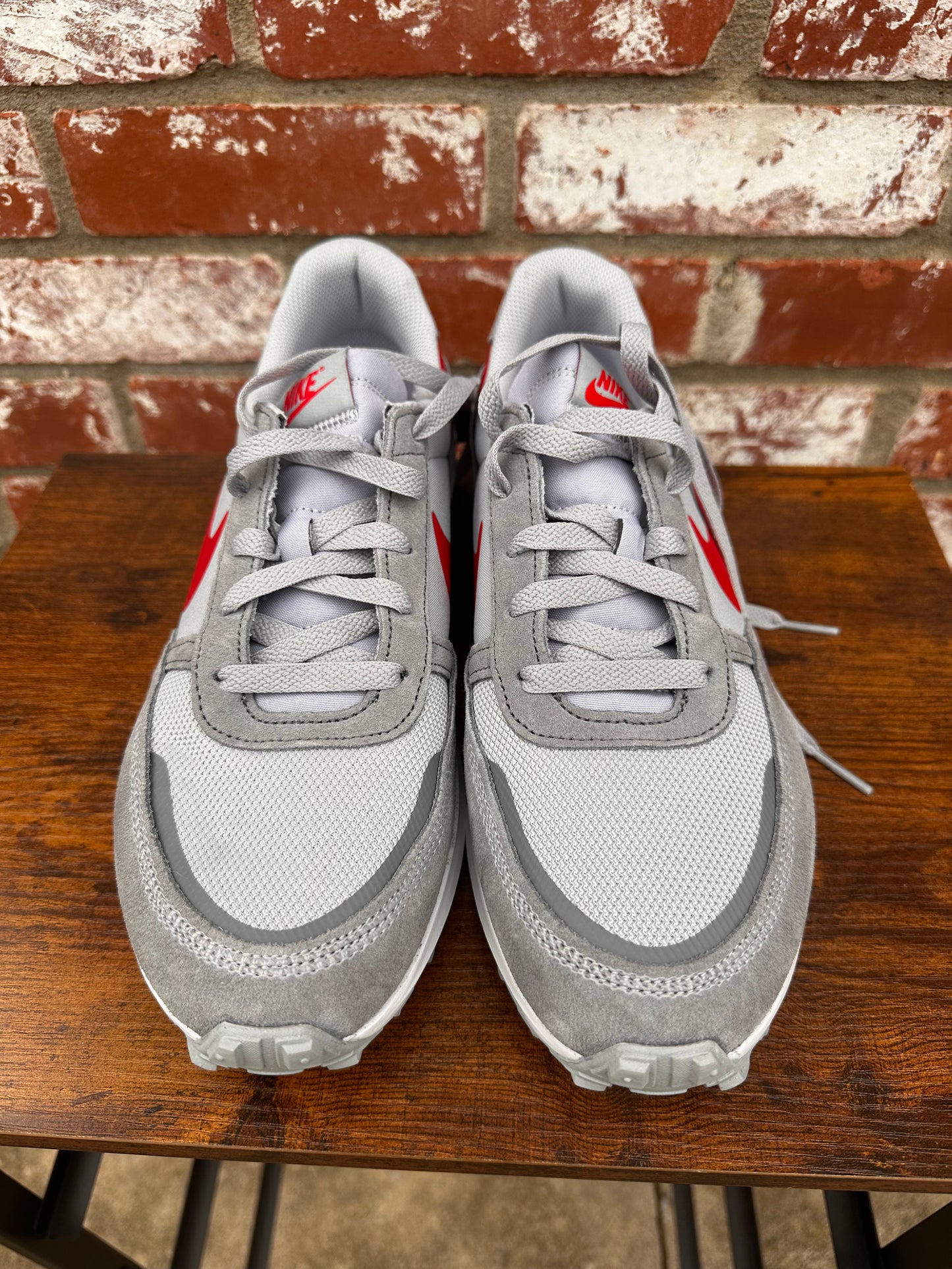 Nike Waffle Nav Men’s Size 9 Shoe BRAND NEW