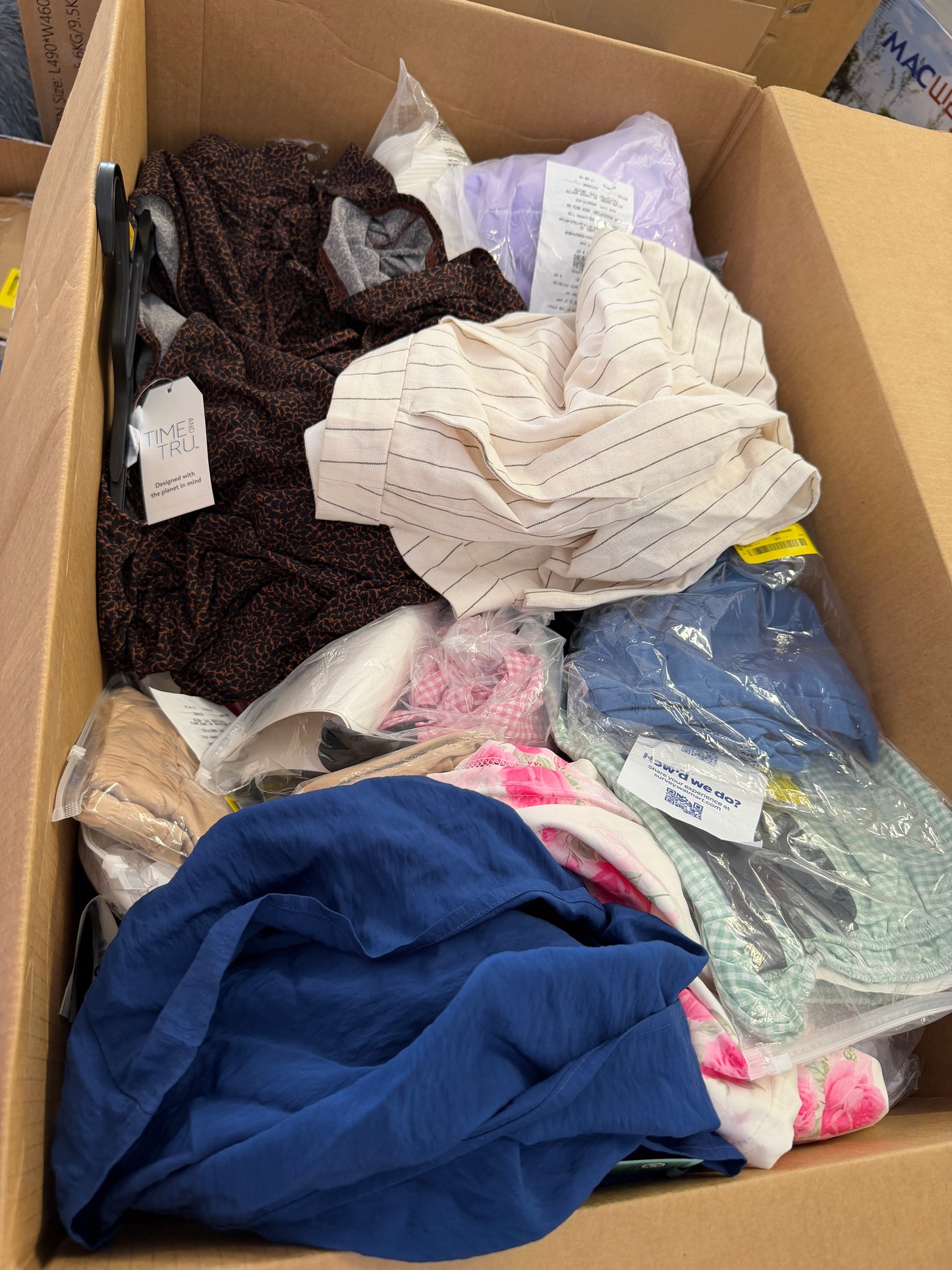 Mixed Lot 30 Pieces of Clothes for $30