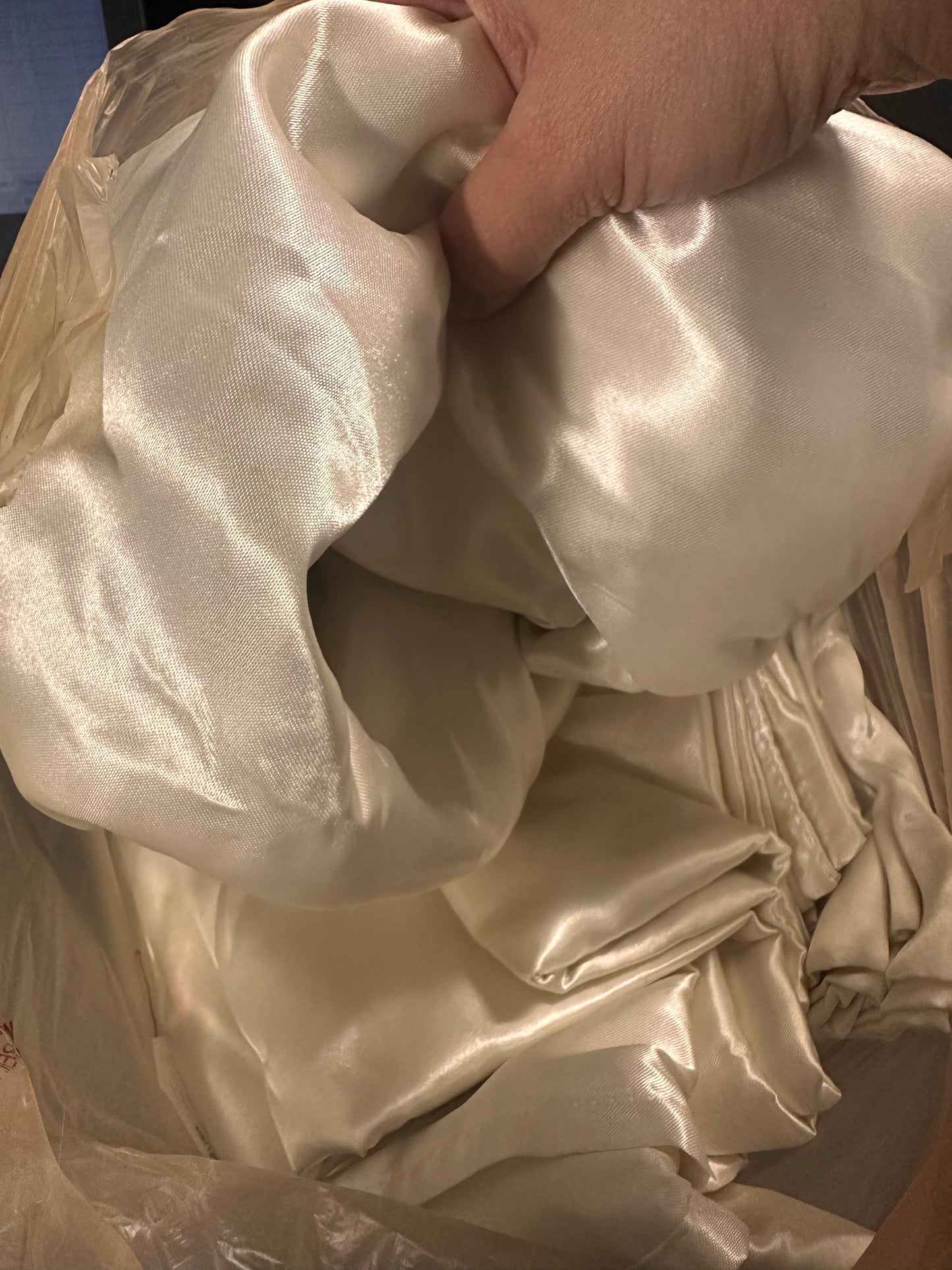 100% Polyester Silky King Size Sheet Set