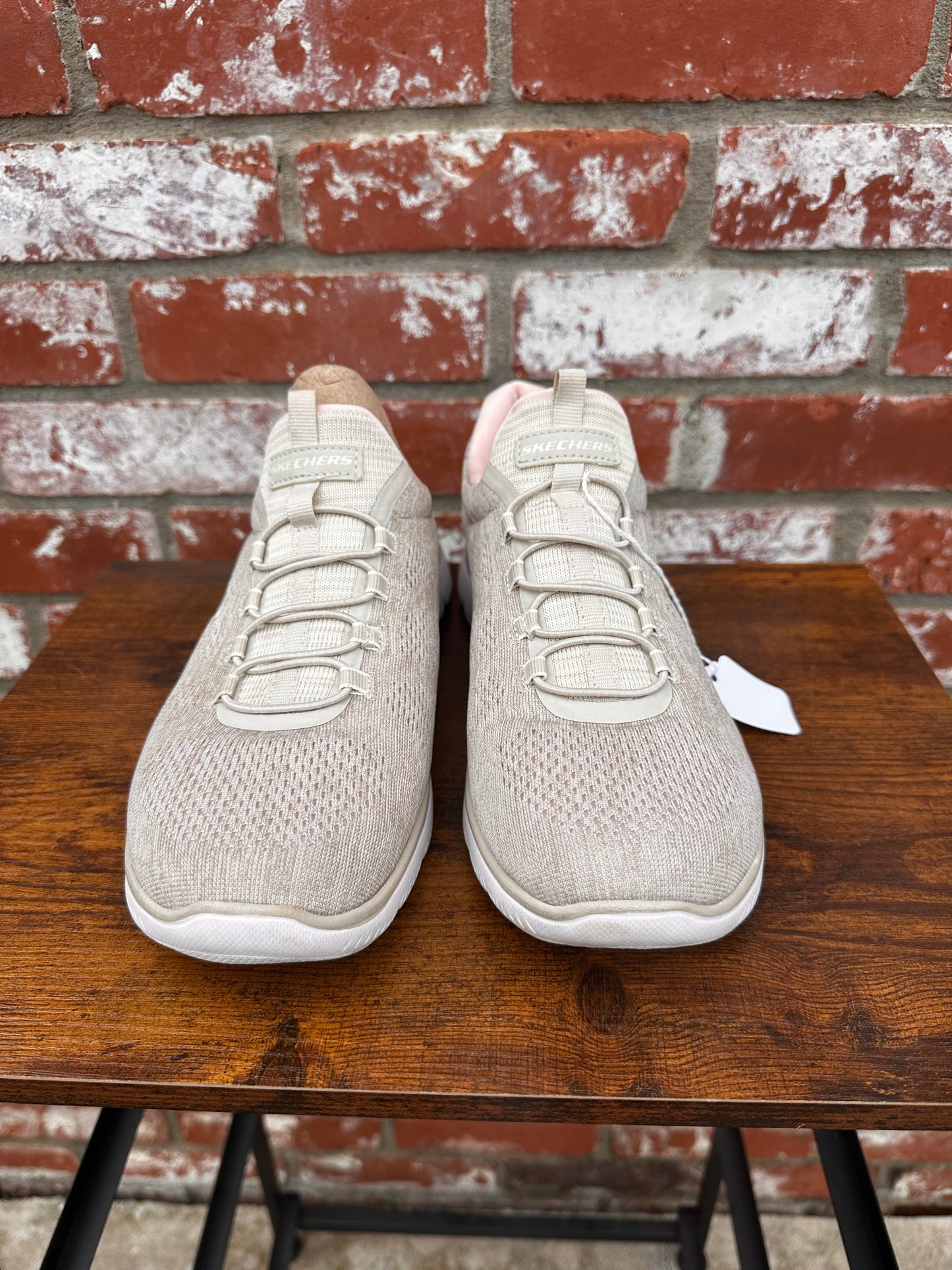 Sketchers Size 10 Women’s Shoes