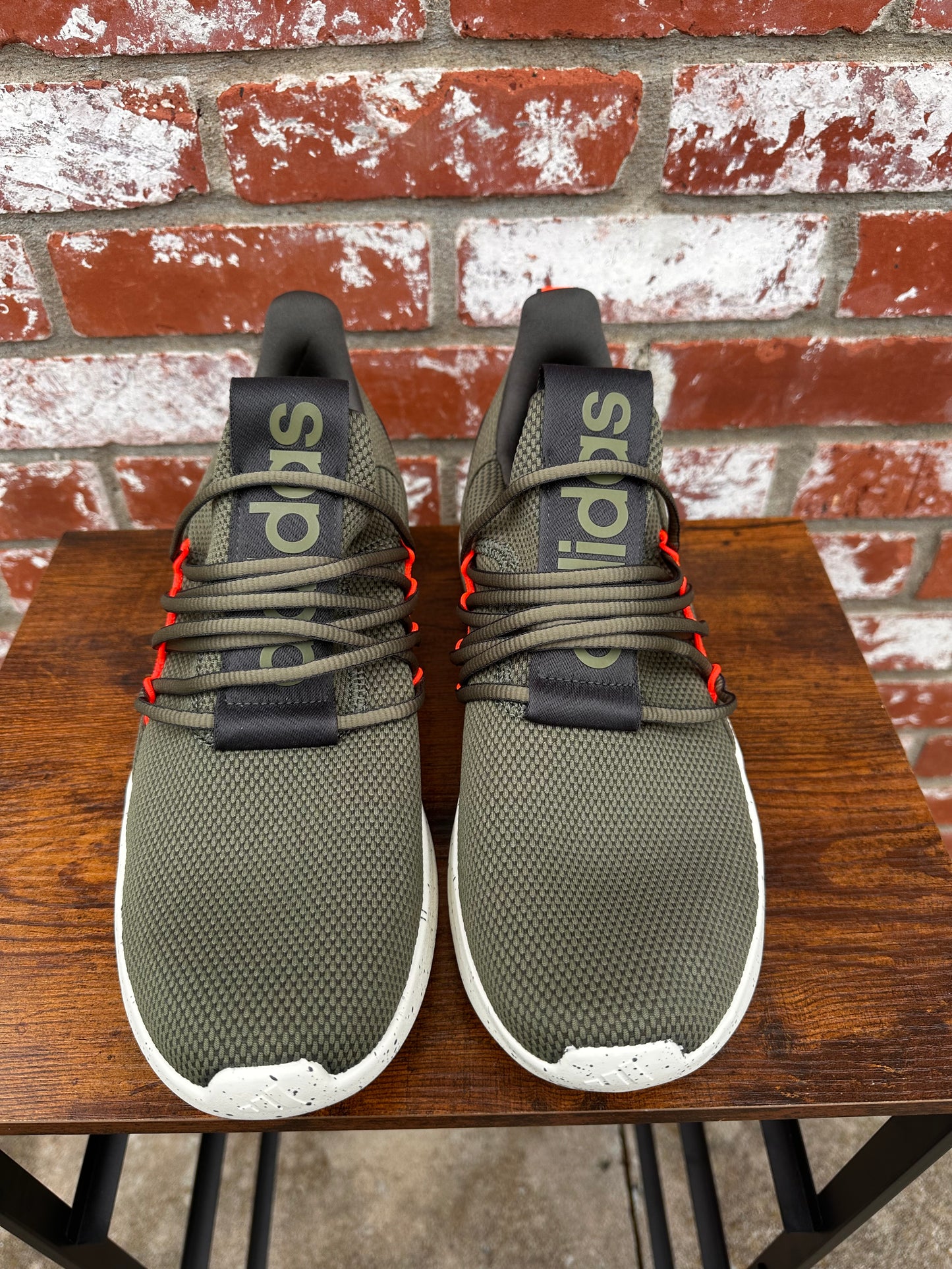 Adidas Cloudfoam Comfort Size 11 Men’s Shoes