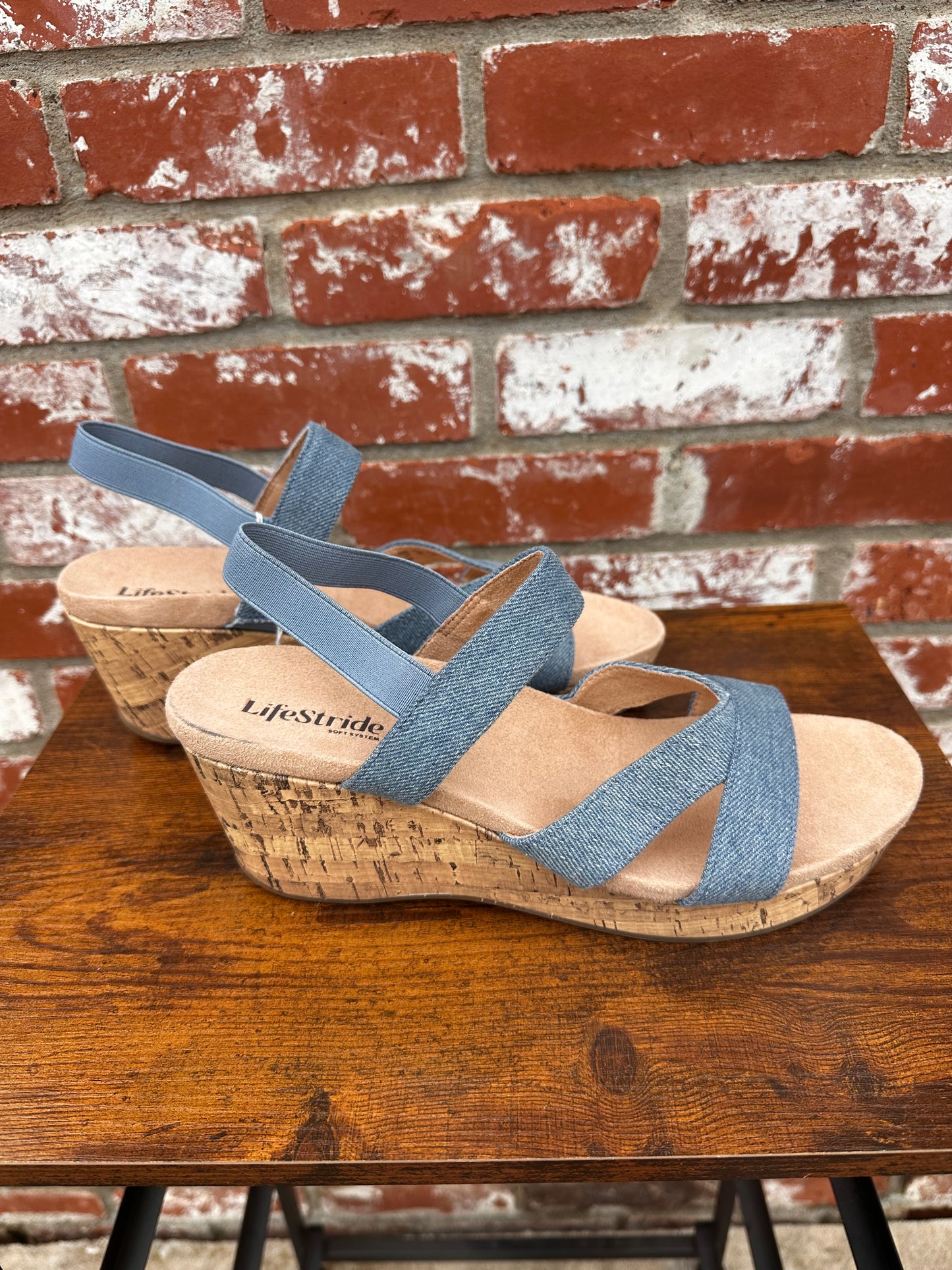 Life Stride Size 10 Women’s Wedge Sandals
