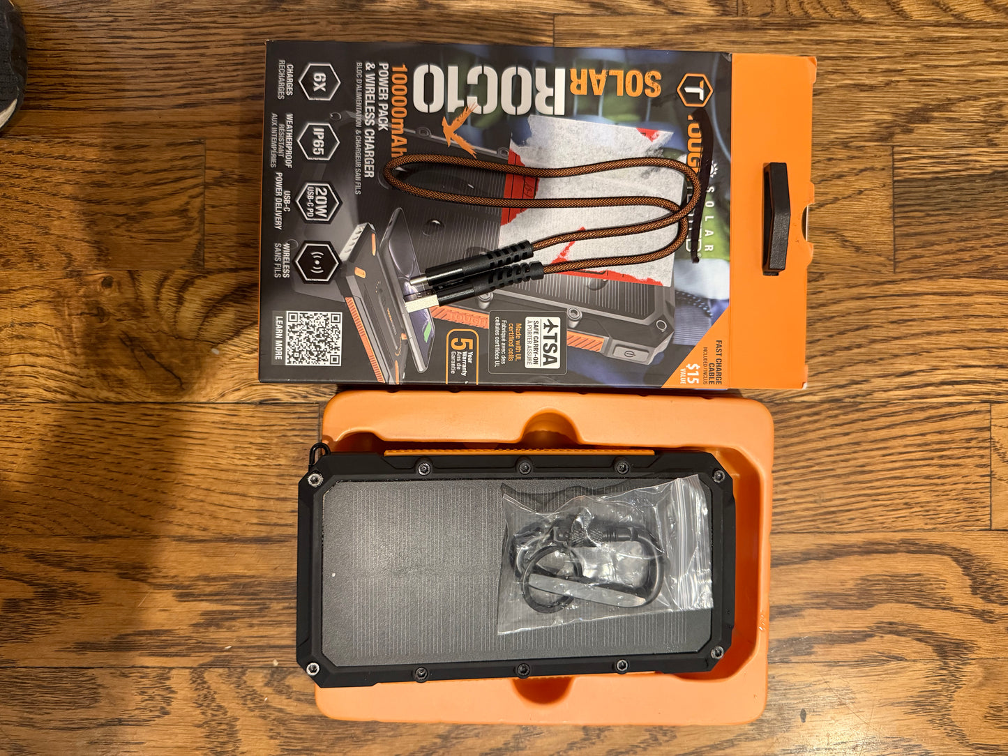 Tough Tested Solar Roc10 10000 amh Power Pack and Flashlight