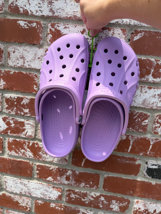 Women’s 12 Men’s 10 Crocs