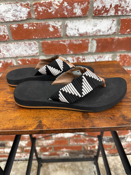 Reef Women’s Size 8 Flip Flops