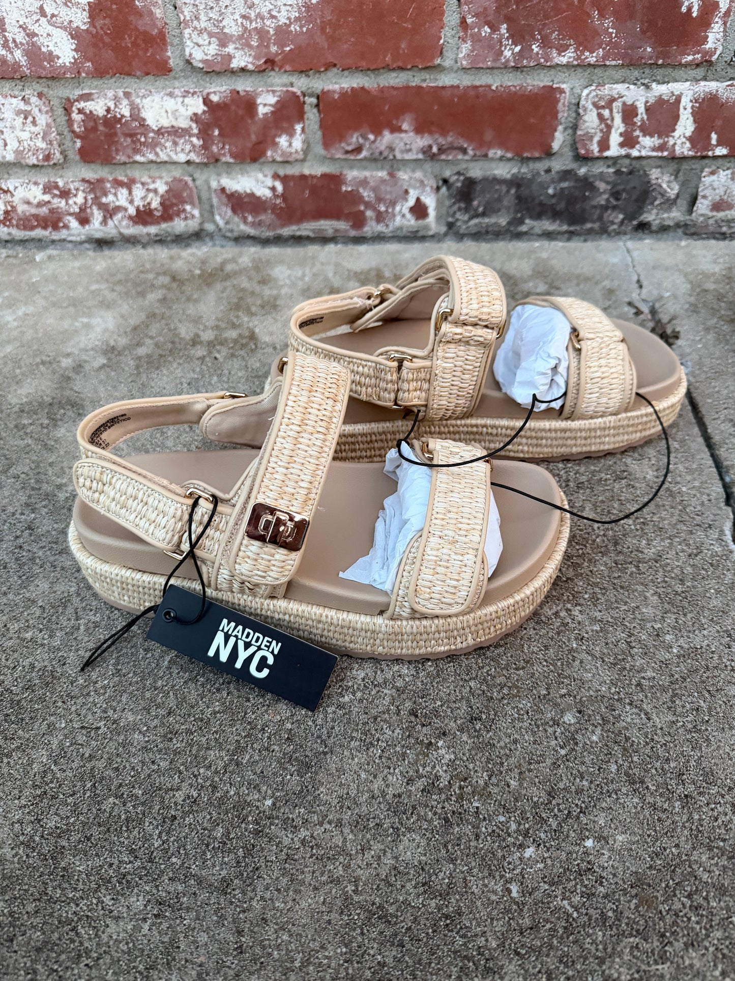Madden NYC Women’s Size 6