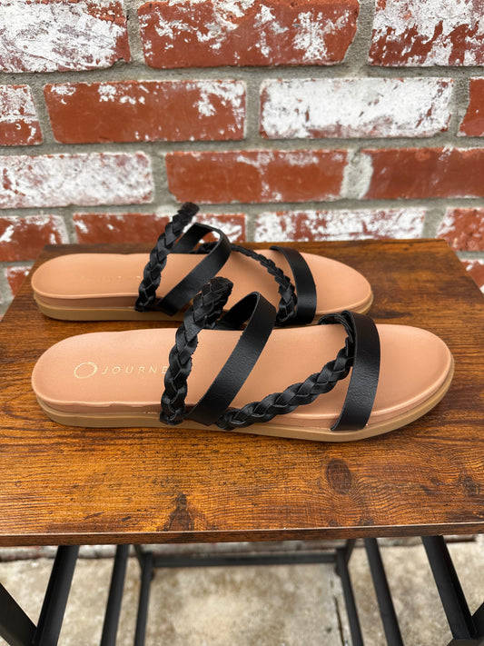Journee Size 10 Women’s Sandals