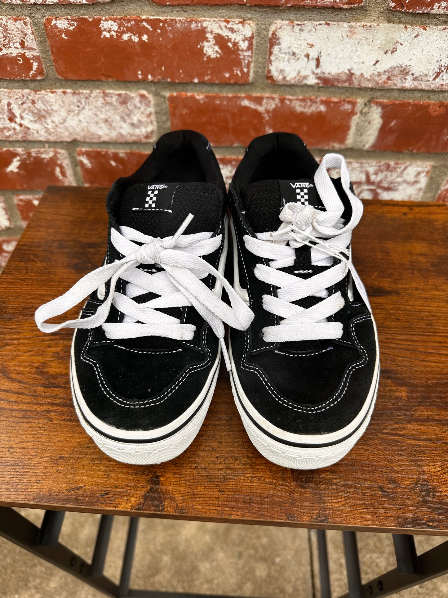 Vans Youth Size 6 Shoes