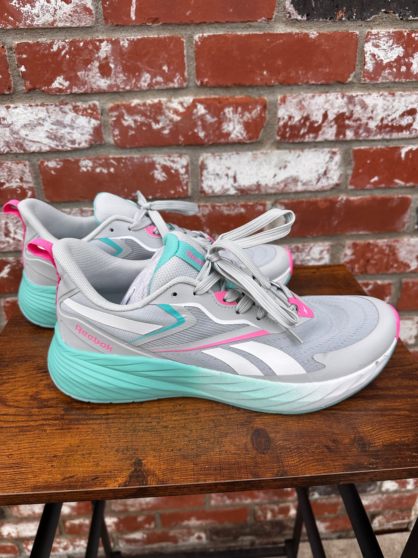 Reebok Size 11 Women’s Shoes