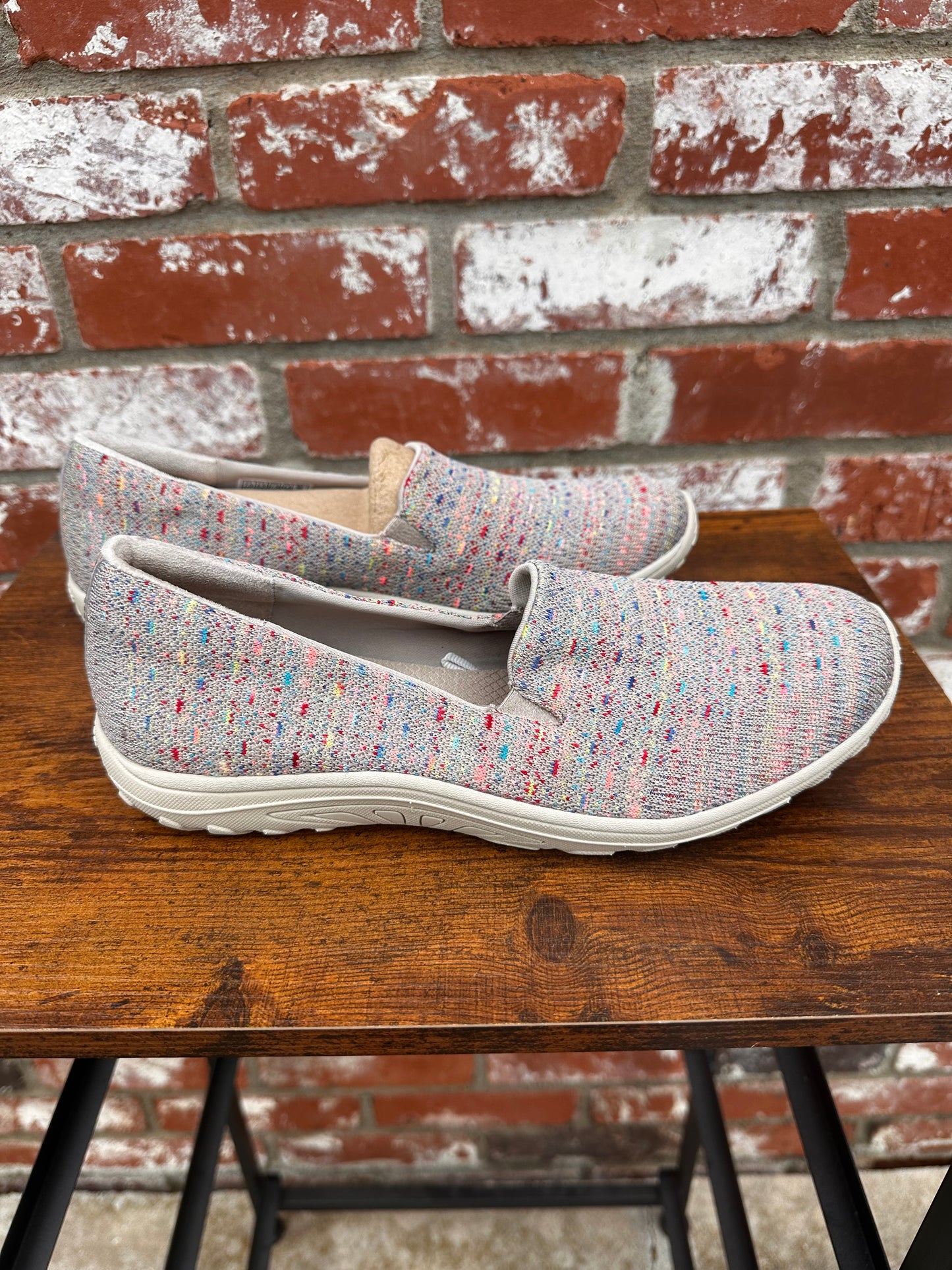 Sketchers Size 7.5 Women’s Shoes