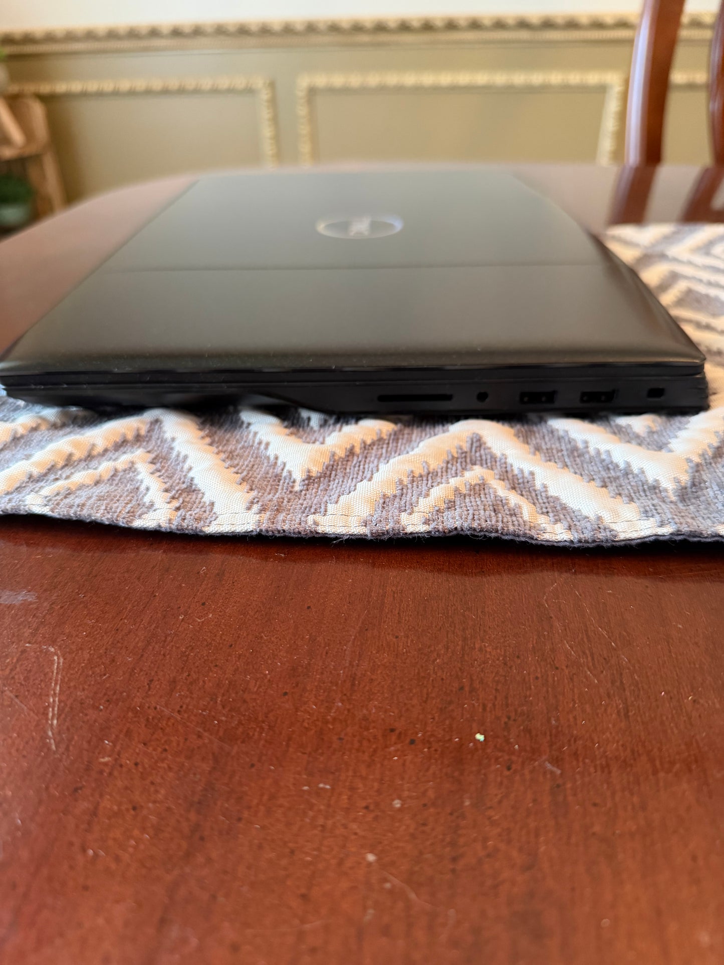 Dell G5 15 FHD 120Hz Gaming Laptop (17-10750H 8GB 256GB GTX
1660 Ti), Windows 10