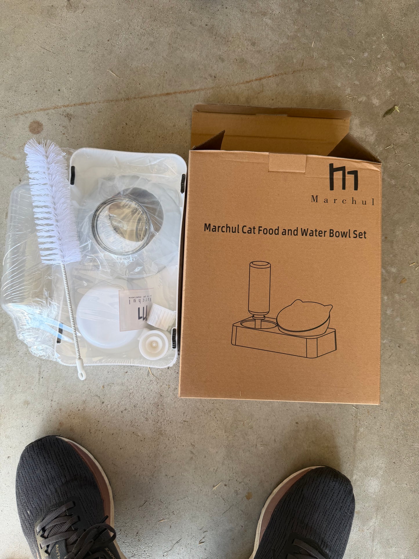 Cat Food and Water Bowl Set