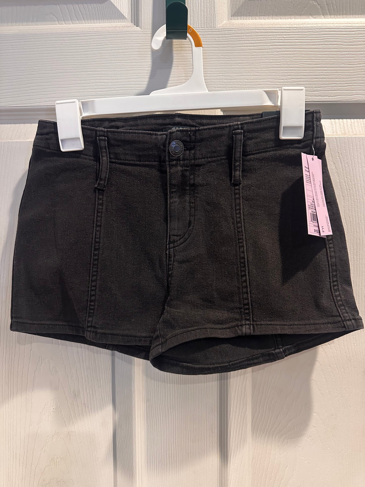 Target Clothing Lot (MSRP: $1,338)