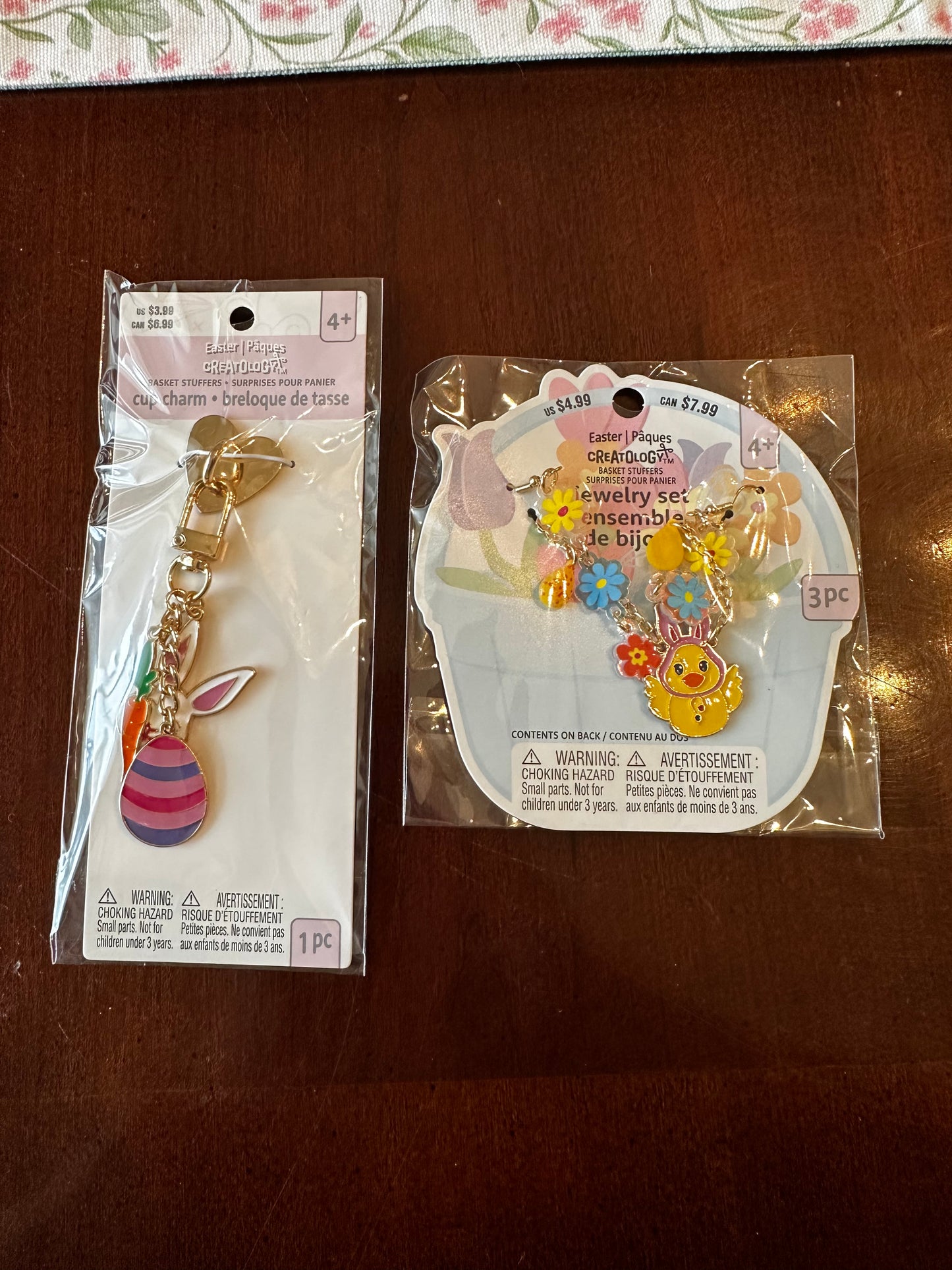 Lot of 4 Earings, Necklace, & Keychain