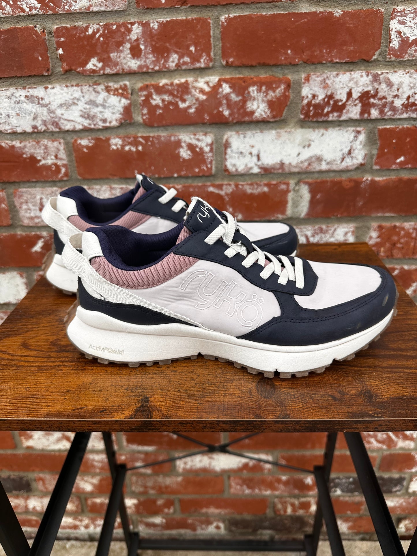 Ryka Size 8 Women’s Shoes