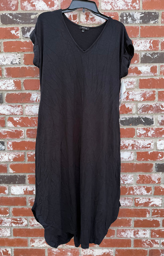 Size Large Black Dress WITH pockets